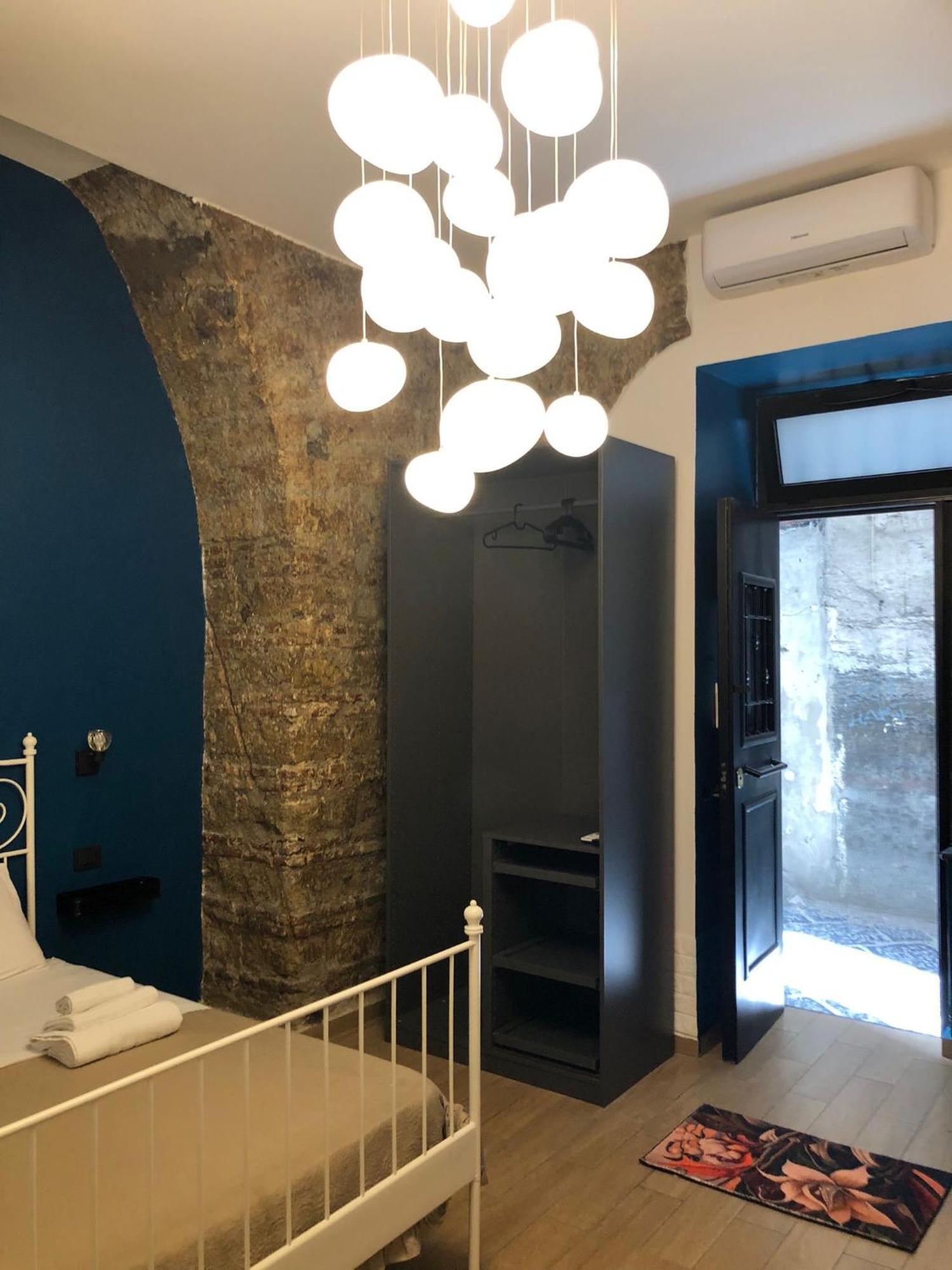 Casa Mariella Bed & Breakfast Napoli Bagian luar foto